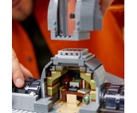 LEGO Icons 10326 Muzeum Historii Naturalnej - 1202301 - zdjęcie 8